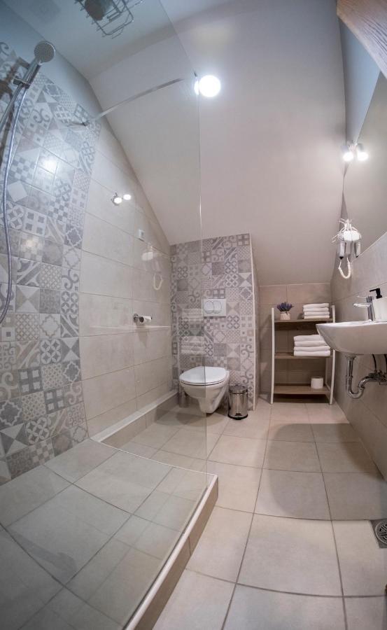 Petlov Salas Rooms Novi Sad Extérieur photo