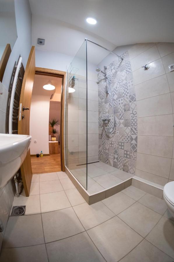 Petlov Salas Rooms Novi Sad Extérieur photo