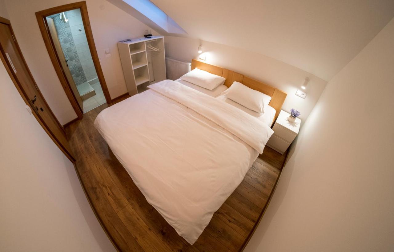 Petlov Salas Rooms Novi Sad Extérieur photo